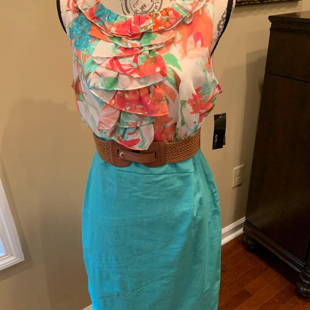 New with tags Dress 10 - Picture 2 of 4